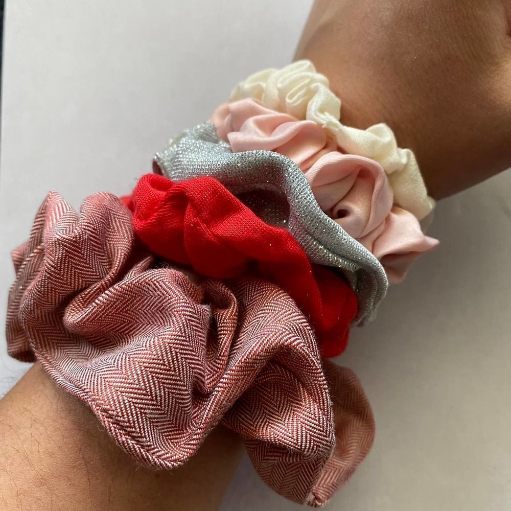 Set Of5scrunchies